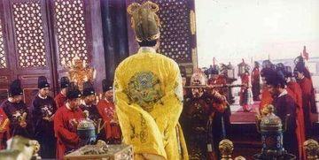 上朝吃瓜的短剧